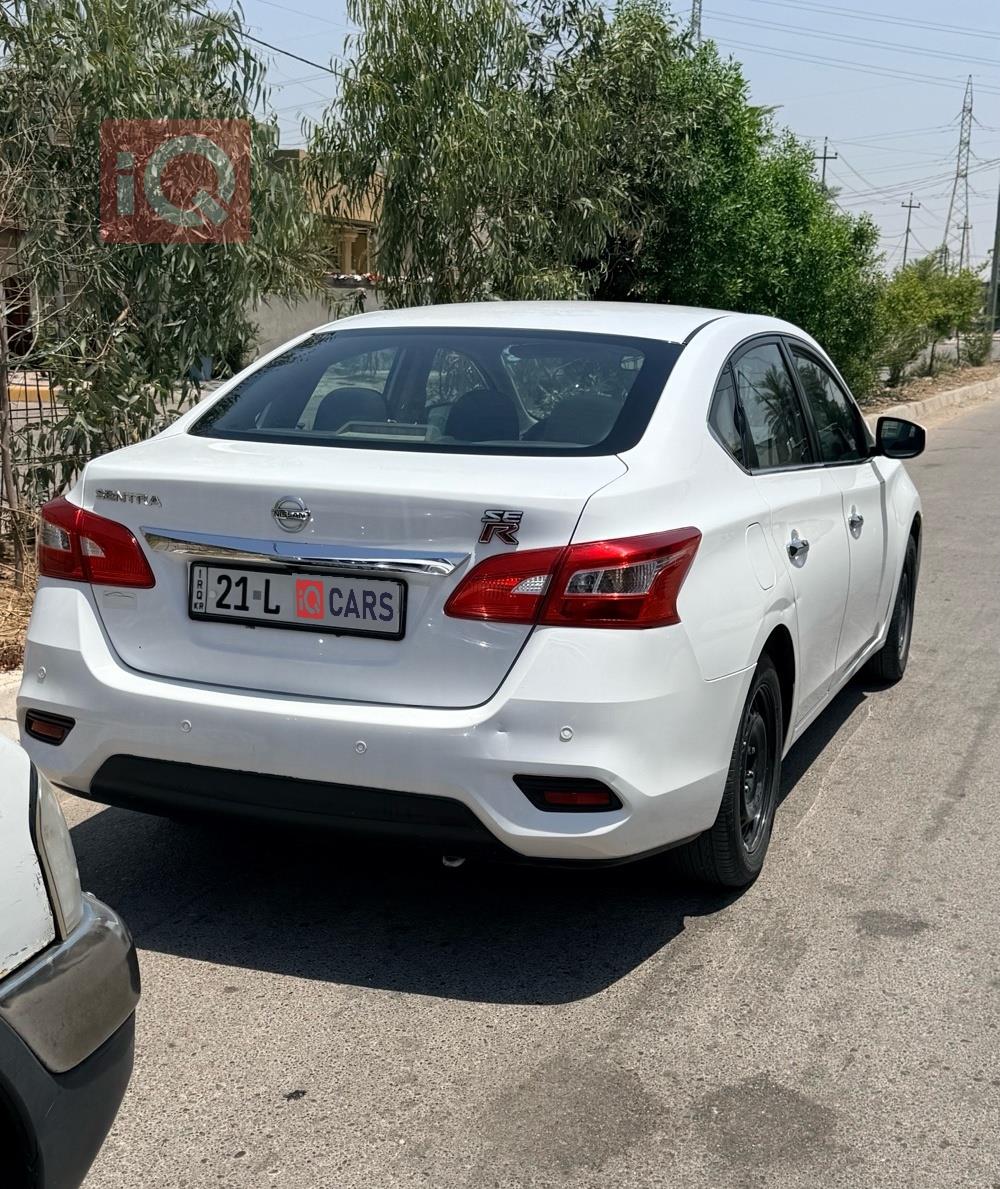 نيسان سنترا
